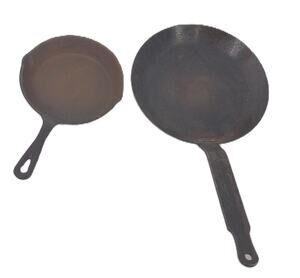 Vintage "99" Aluminum Skillet And Cast Iron Skillet 5" Set Of 2